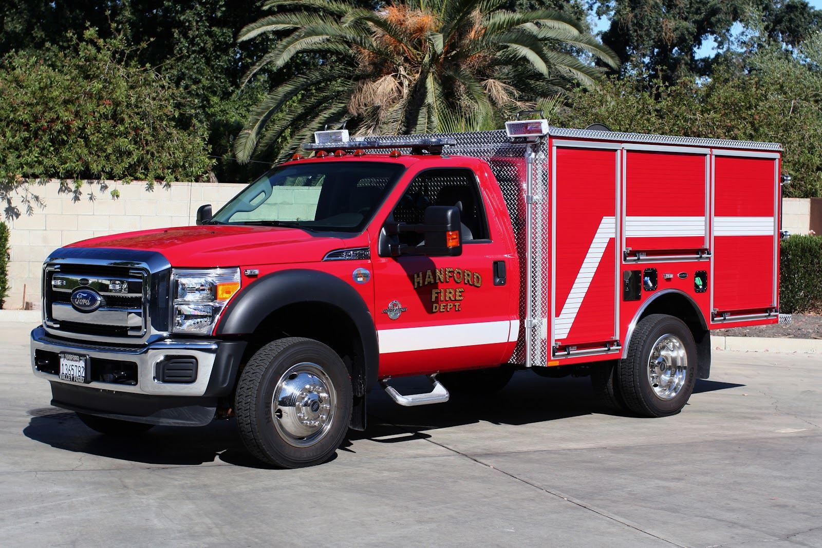 2012 Ford F550 (167)